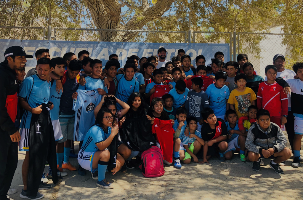 Escuela de Fútbol en Paita, Perú